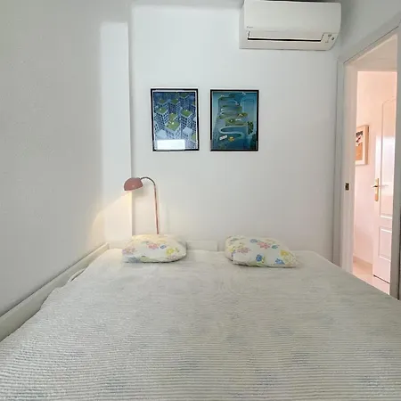 Fuer 3 Personen Ca 60 Qm In Nerja, Andalusien Costa Del Sol Apartment