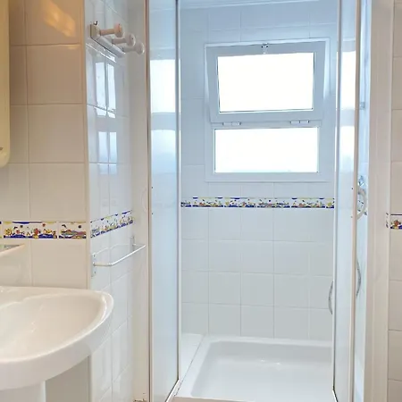 Fuer 3 Personen Ca 60 Qm In Nerja, Andalusien Costa Del Sol Apartment *